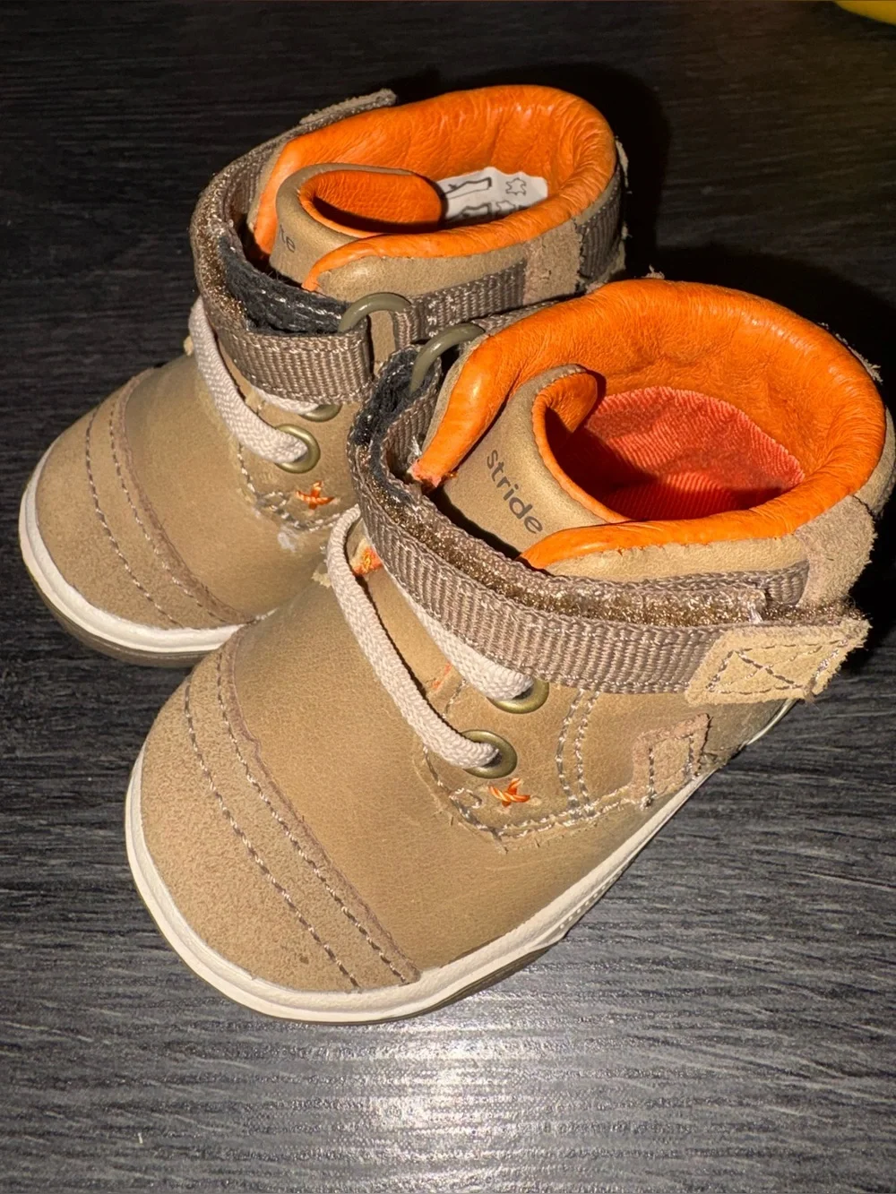 Stride Rite SRT Garett Brown Boots Size 1m infant boys